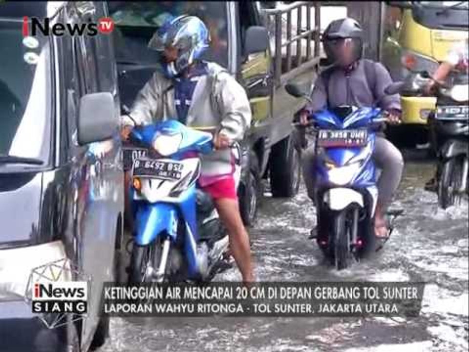 Laporan Terkini Banjir Dekat Gerbang Tol Sunter, Jakut - iNews Siang 21/02