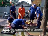 Banjir Surut, Warga Cipinang Melayu Dibantu Petugas Damkar Bersihkan Lumpur - iNews Siang 22/02