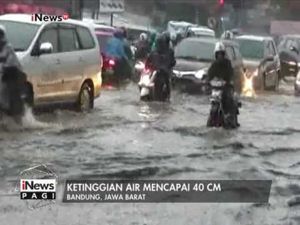 Diguyur Hujan Deras, Jalan di Bandung Terendam Air Setinggi 40 Cm - iNews Pagi 06/03
