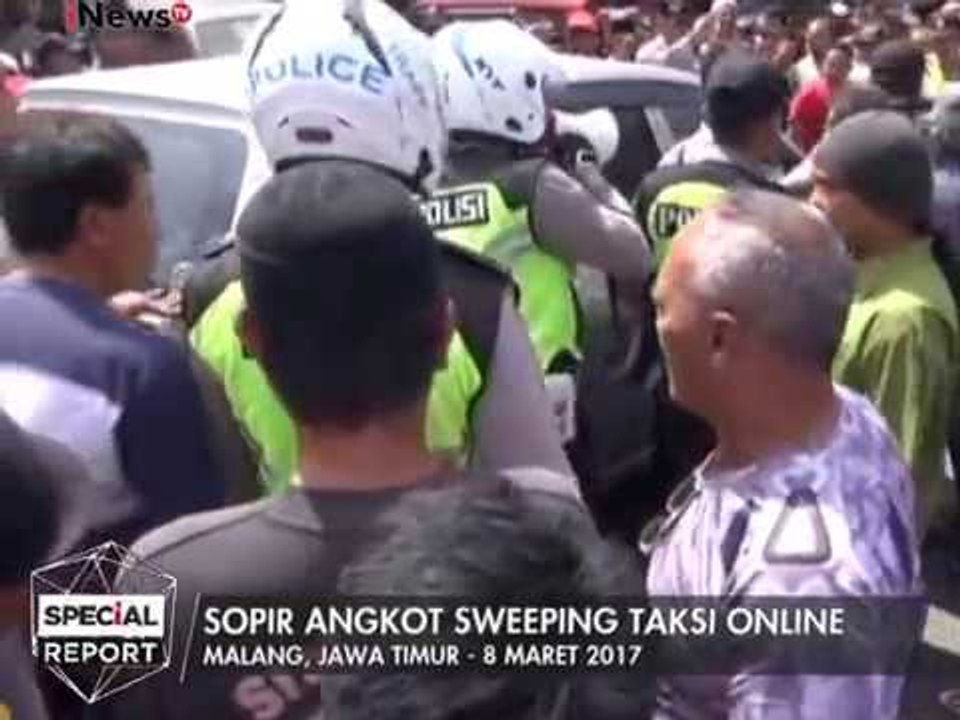 Menegangkan!! Detik-detik sopir angkot sweeping taksi online - Special Report 13/03
