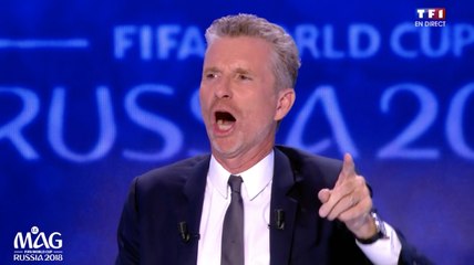 Denis Brogniart chante pour soutenir les Bleus ! (Le Mag) - ZAPPING TÉLÉ DU 09/07/2018