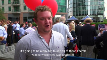 We Love Donald Trump – U.K. Fans Welcome President’s Visit