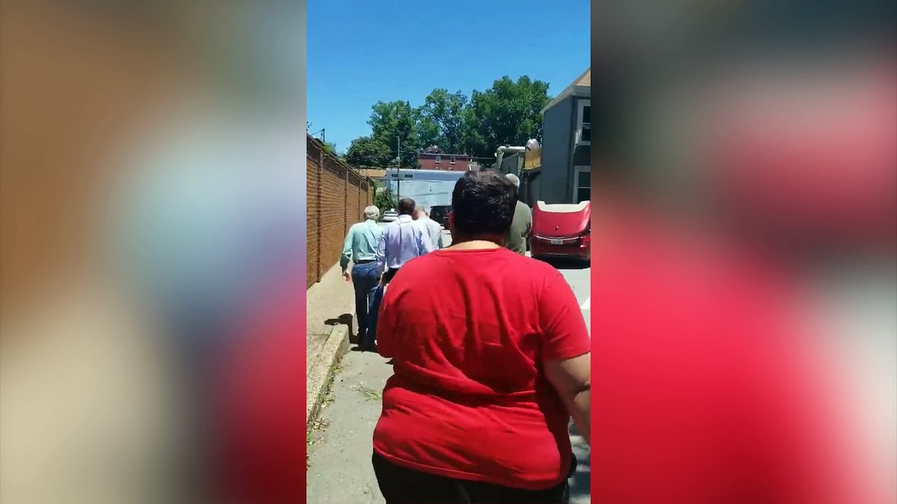 Mitch McConnell Confronted By Activists Outside Restaurant