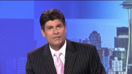 Police Officer Stops to Pick Up Fallen American Flag