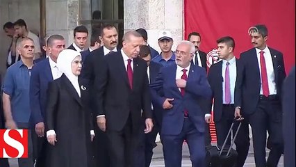 Meclis önünde dikkat çeken detay