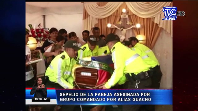 Oscar Villacis y Katty Velasco fueron sepultados en Santo Domingo de los Tsáchilas