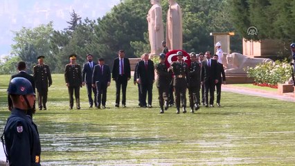 Cumhurbaşkanı Erdoğan Anıtkabir'i ziyaret etti (4)- ANKARA
