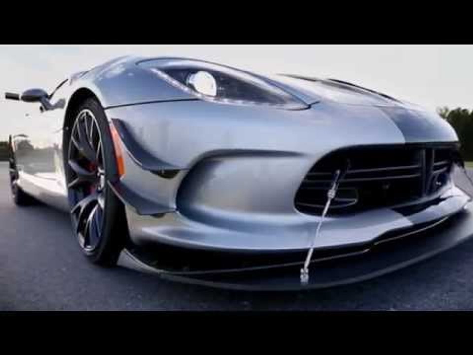 2016 Dodge Viper ACR sets 13 track lap records...