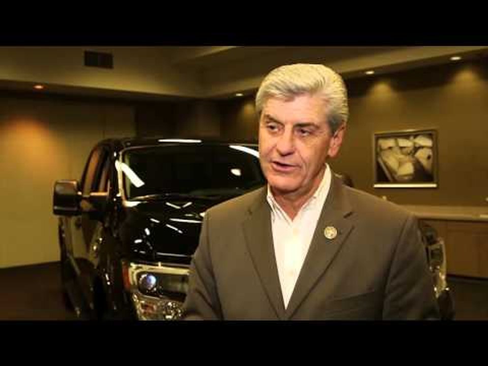 2016 Nissan TITAN XD Production - Interview with Phil Bryant | AutoMotoTV