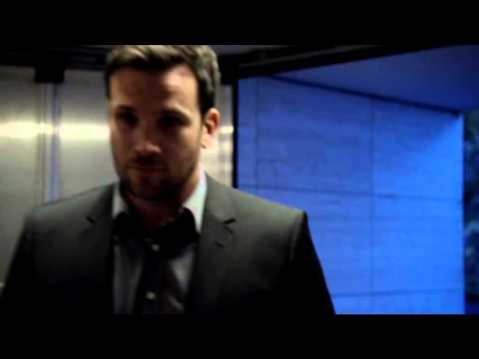 The new Mercedes-Benz E-Class - Remote Parking Pilot | AutoMotoTV