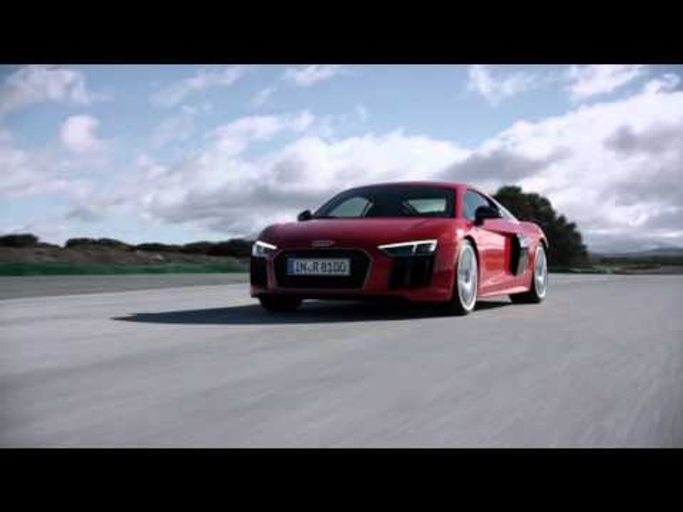 Audi R8 V10 Plus Driving Video | AutoMotoTV