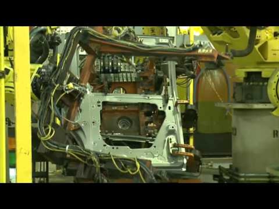 Warren Stamping Plant | AutoMotoTV