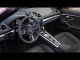 Porsche 718 Boxster S Interior Design | AutoMotoTV