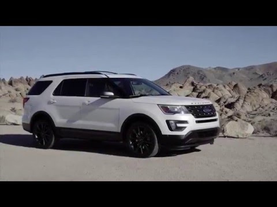 2017 Ford Explorer XLT Sport Appearance Package Preview | AutoMotoTV