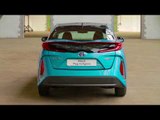 Toyota Prius Plug-in Exterior Design in Blue | AutoMotoTV