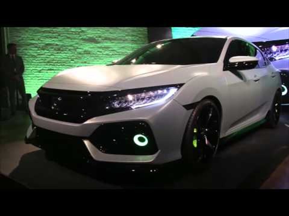 New York Press Briefing Reveal of 2017 Honda Civic Hatchback Prototype | AutoMotoTV