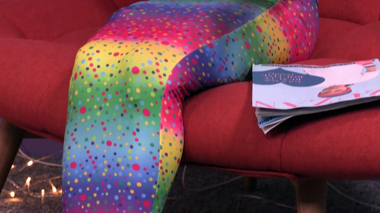 MAGICAL MERMAID TRANSFORMATION  Magic Fish Potions! - Princesses In Real Life | Kiddyzuzaa