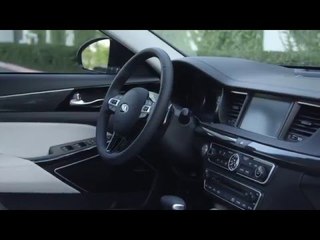 2017 Kia Cadenza - Interior Deisgn | AutoMotoTV