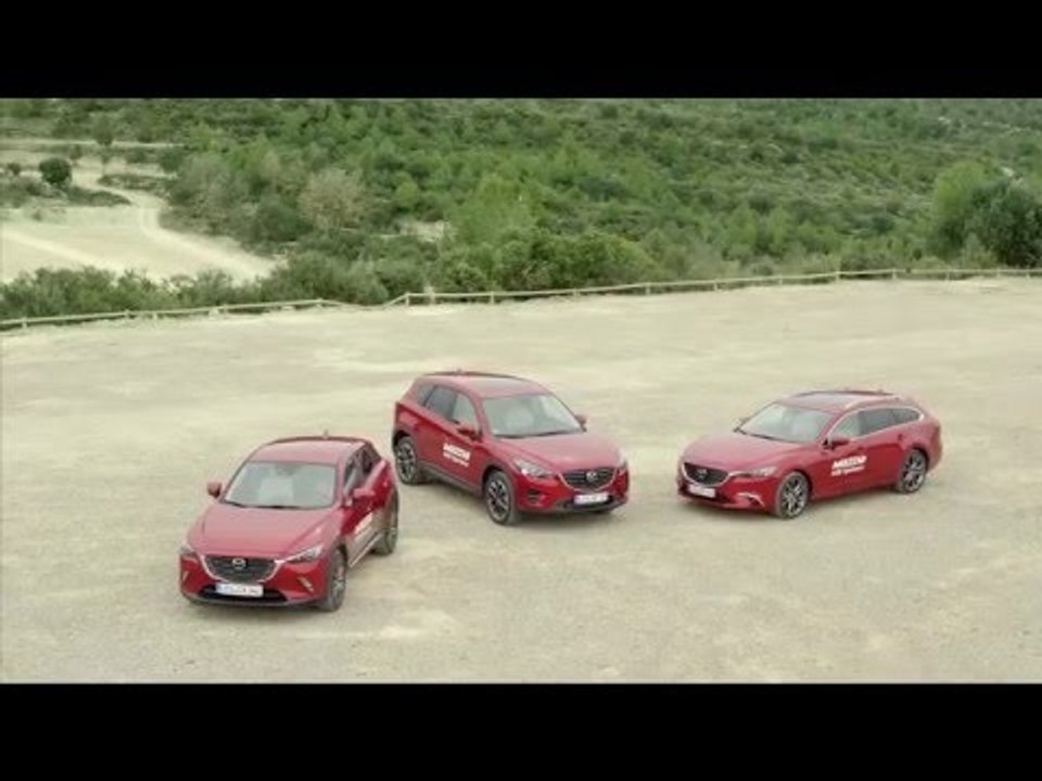 Mazda AWD Xperience 2016, Pro-driving session | AutoMotoTV