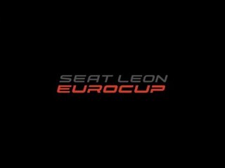 Engines warm for SEAT Leon Eurocup 2016 in Portugal | AutoMotoTV