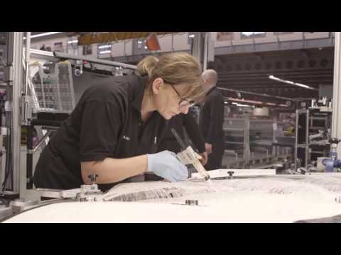 Manufacturing Plant Digitalization Rolls-Royce Motor Cars Production | AutoMotoTV