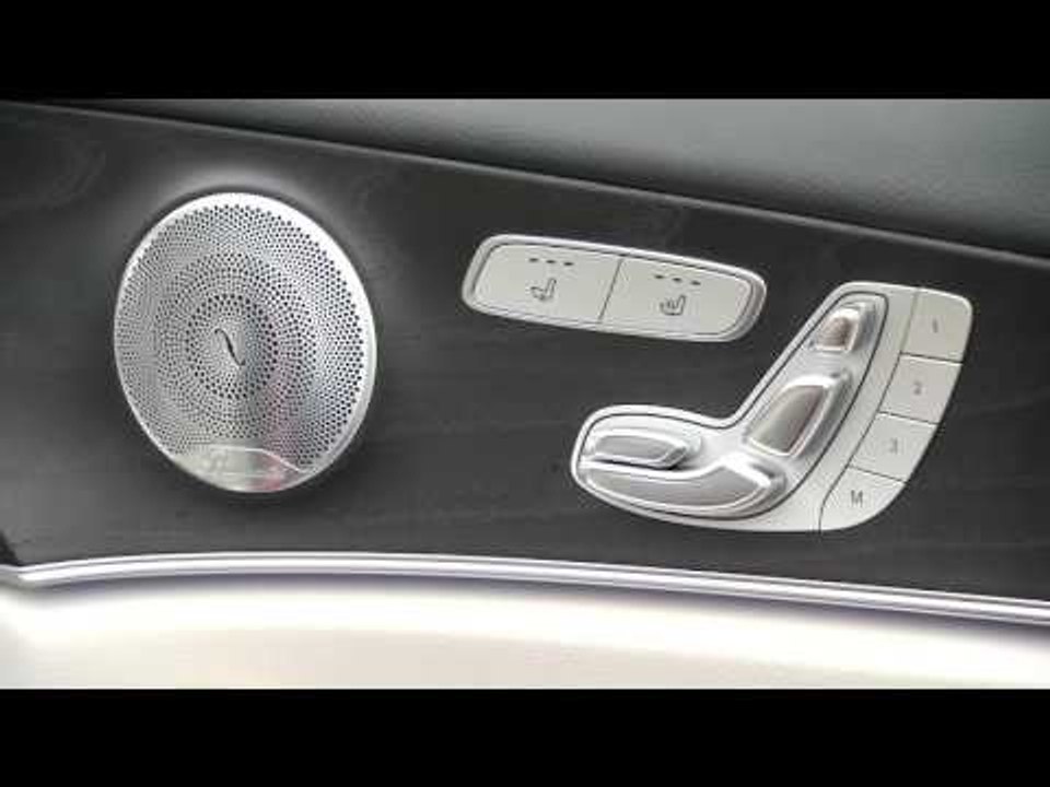 Mercedes-Benz E 300 - AVANTGARDE with Night package - Interior Design | AutoMotoTV
