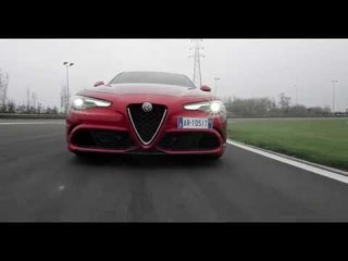 Alfa Romeo Giulia Quadrifoglio Driving on track | AutoMotoTV