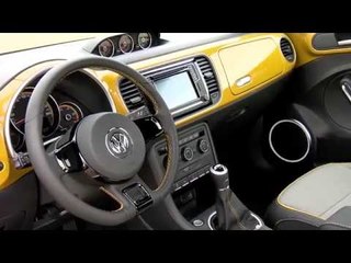 Volkswagen Beetle Dune Interior Design | AutoMotoTV