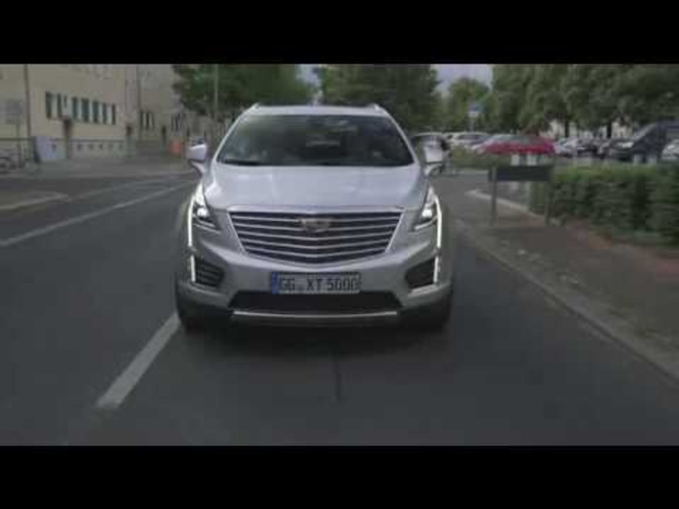 Cadillac XT5 Trailer | AutoMotoTV