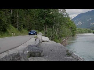 Porsche Panamera 4S Driving Video in Blue Trailer | AutoMotoTV