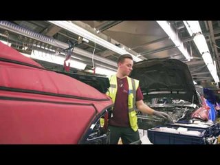 Castle Bromwich plant welcomes JAGUAR XE | AutoMotoTV