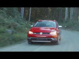 2017 Volkswagen Golf Alltrack Dirt Driving | AutoMotoTV