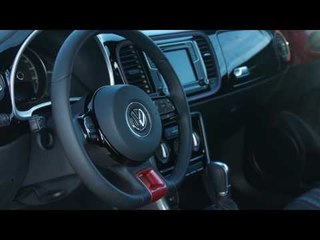 2017 Volkswagen #PinkBeetle Interior Design | AutoMotoTV