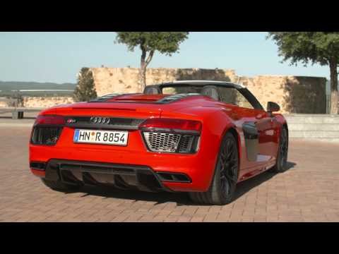 Audi R8 Spyder V10 plus Exterior Design in Red | AutoMotoTV