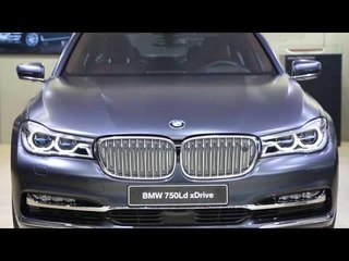 BMW 750d Quadriturbo at Paris Motor Show 2016 | AutoMotoTV