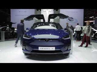 Tesla Model X P100D Design | AutoMotoTV