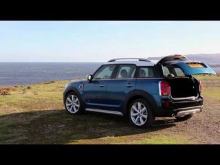 MINI Cooper S Countryman ALL4 Exterior Design | AutoMotoTV