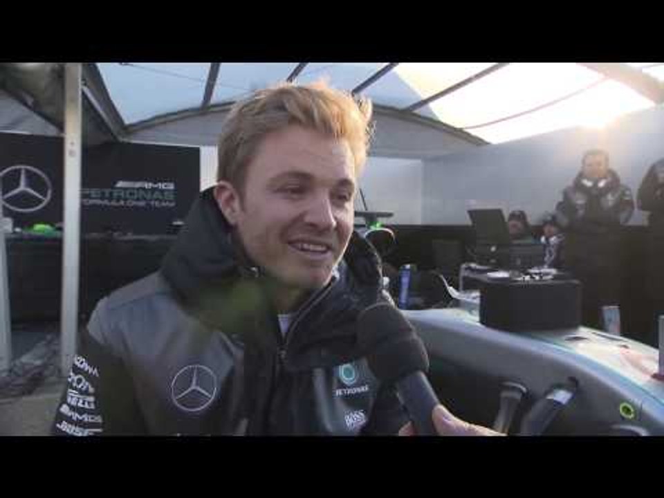 Motorsport meets Sindelfingen 2016 - Interviews with Nico Rosberg | AutoMotoTV