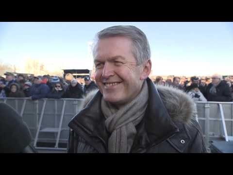 Motorsport meets Sindelfingen 2016 - Interviews with Prof Dr. Thomas Weber | AutoMotoTV