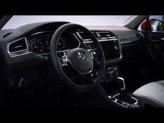 Volkswagen Tiguan (USA) Interior Design | AutoMotoTV