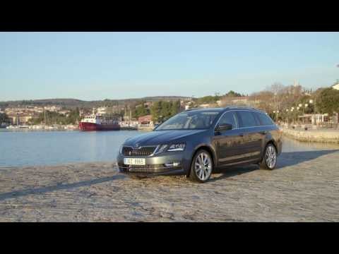 SKODA OCTAVIA Combi - Exterior Design | AutoMotoTV