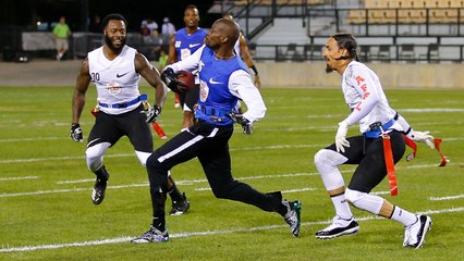 How do you stop 85? Chad Johnson puts defenders on skates with jukes
