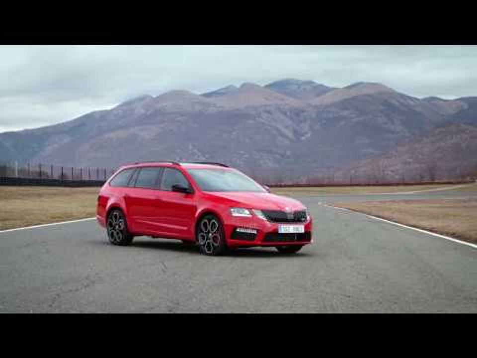 Skoda Octavia RS Combi Exterior Design Trailer | AutoMotoTV