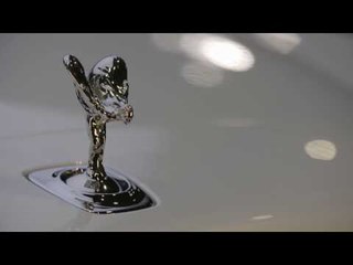 THE HOUSE OF ROLLS-ROYCE close up The Spirit of Ecstasy | AutoMotoTV