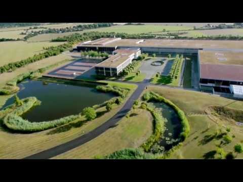 ROLLS-ROYCE MOTOR CARS ANNOUNCES SECOND HIGHEST SALES RECORD Thome of Rolls-Royce