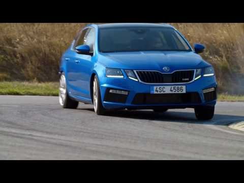 Skoda OCTAVIA RS in Blue Driving Demonstration | AutoMotoTV
