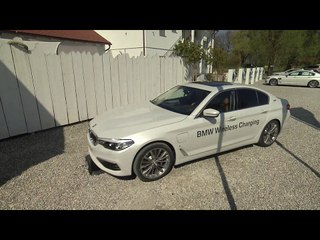 Animation BMW Wireless Charging | AutoMotoTV