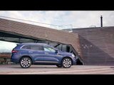 All-New Renault Koleos Test Drive in Helsinki - Exterior Design | AutoMotoTV