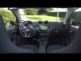 smart fortwo cabrio electric drive red Interior Design | AutoMotoTV