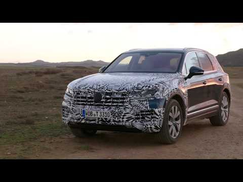 The all-new VW Touareg COVERT DRIVE SPAIN Design in Aquamarine Blue